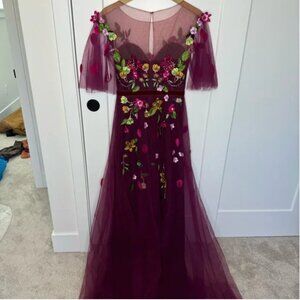 Marchesa Norte Floral Appliqué Tulle Layered Beaded Maxi Formal Dress Size 2